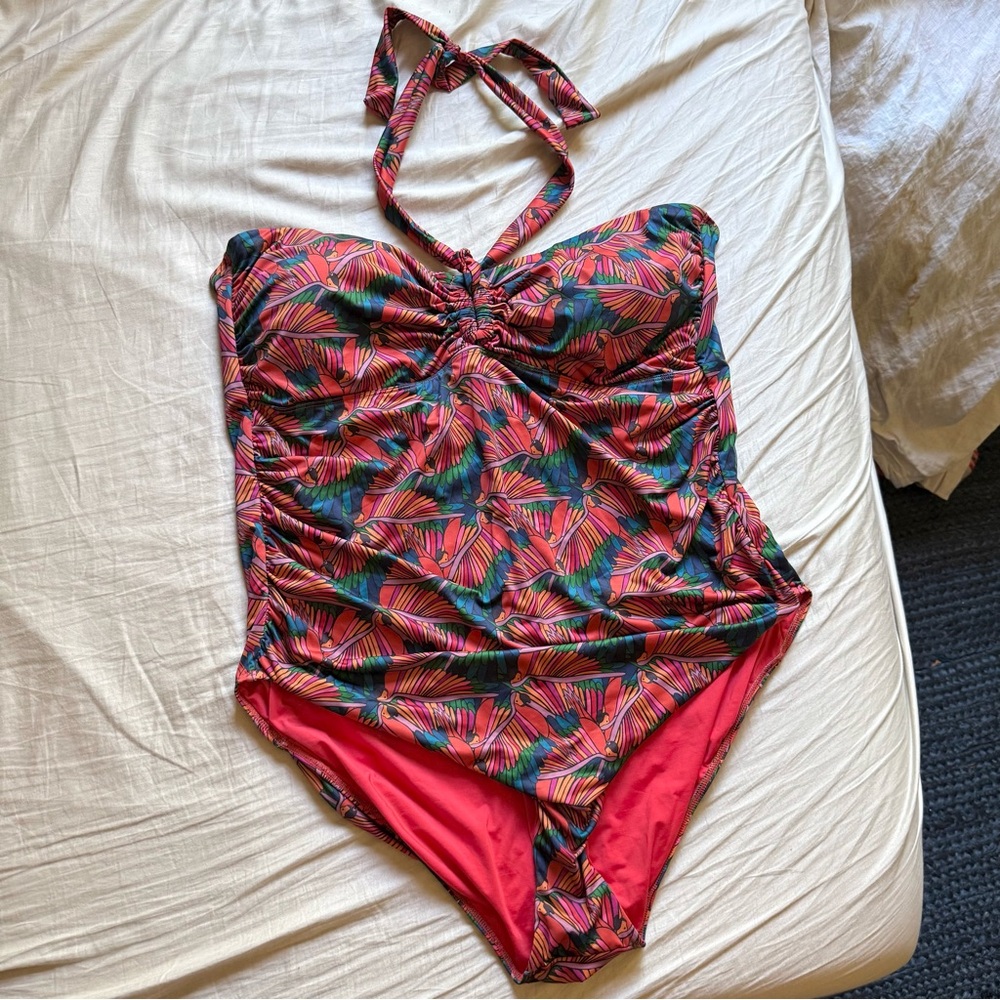 NWOT KITTY AND VIBE red printed halter‎ neck swim beach one piece swimsuit